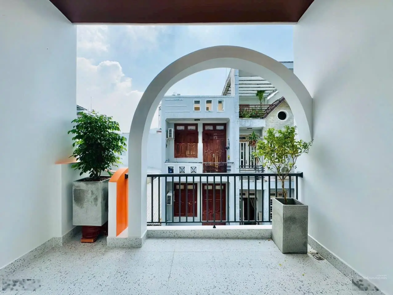 Nhà giá mềm 2.38tỷ ở lê quang sung q6 4x14m có 2 lầu đang cho thuê tốt bán gấp trong tháng