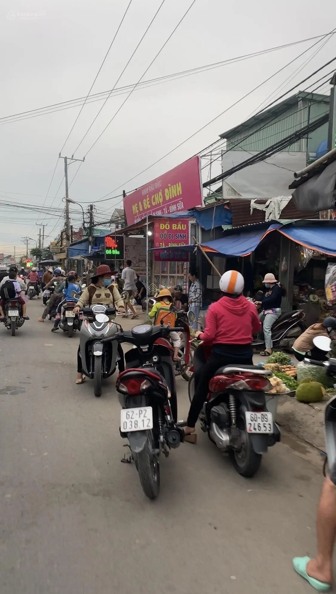 Bán nhà mặt tiền Kinh doanh 5x15 1 lầu gần chợ Xuân Thới Thượng Hóc Môn
