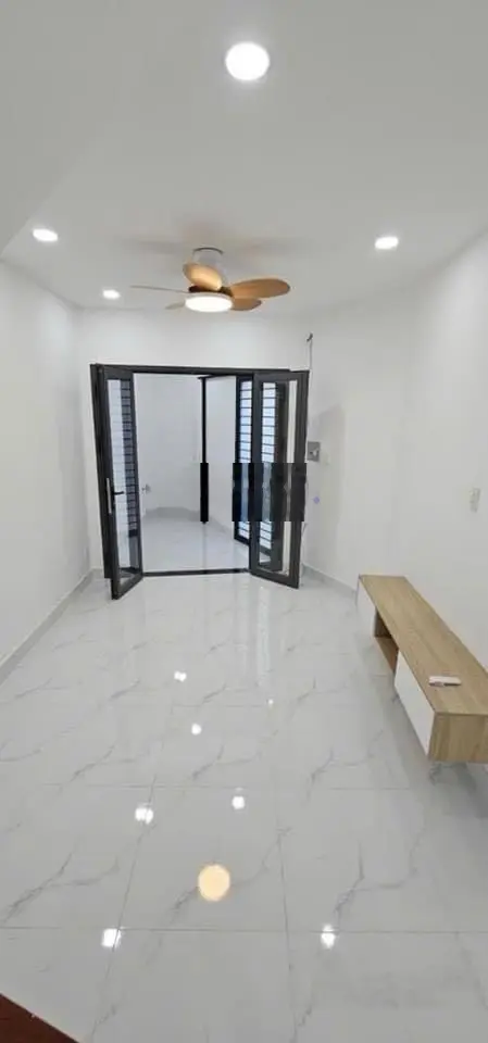Nhà 2 mặt hẻm đường Trương Minh Ký 38,5m2 trong khu Giáo Xứ, sổ riêng chính chủ
