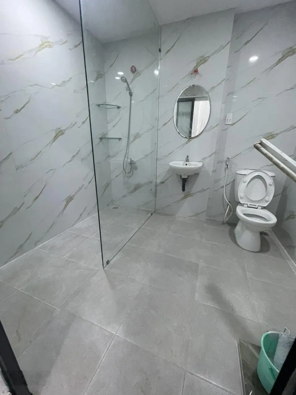 Nhà cấp 4 đẹp. Hẻm xe tải. Gần chợ Hiệp Bình. Gần Phạm Văn Đồng, Phường Hiệp Bình Chánh. Sổ hồng