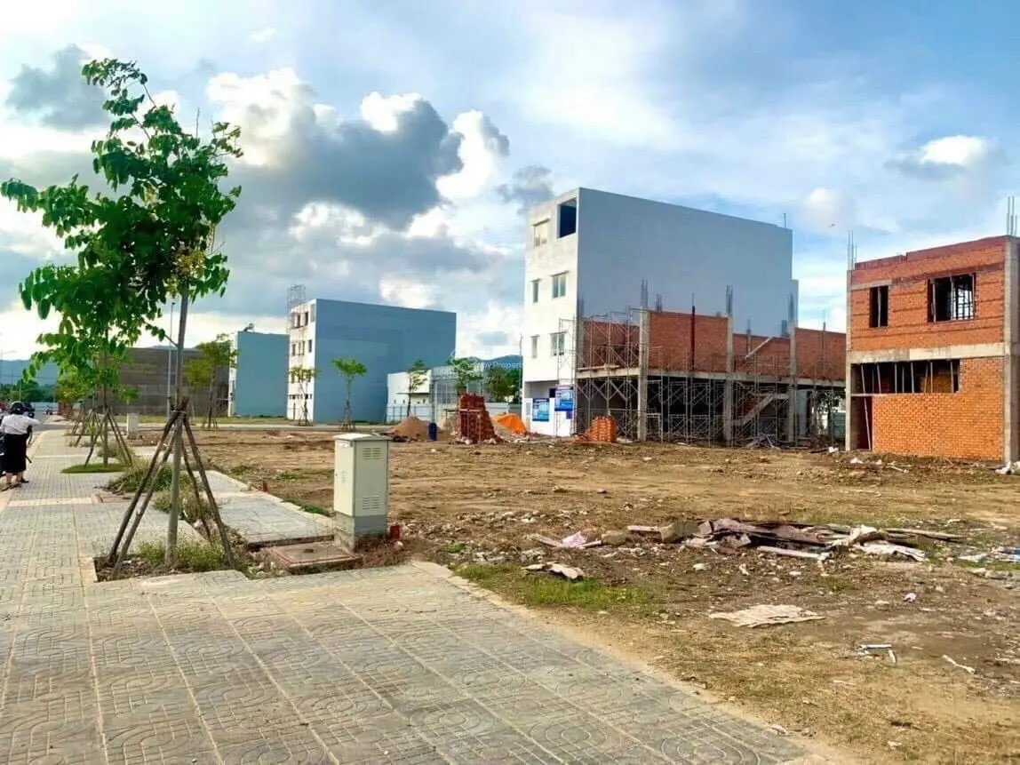 Bán đất thổ cư giá thương lượng, diện tích 100 m2, tại Thủ Thừa, Long An