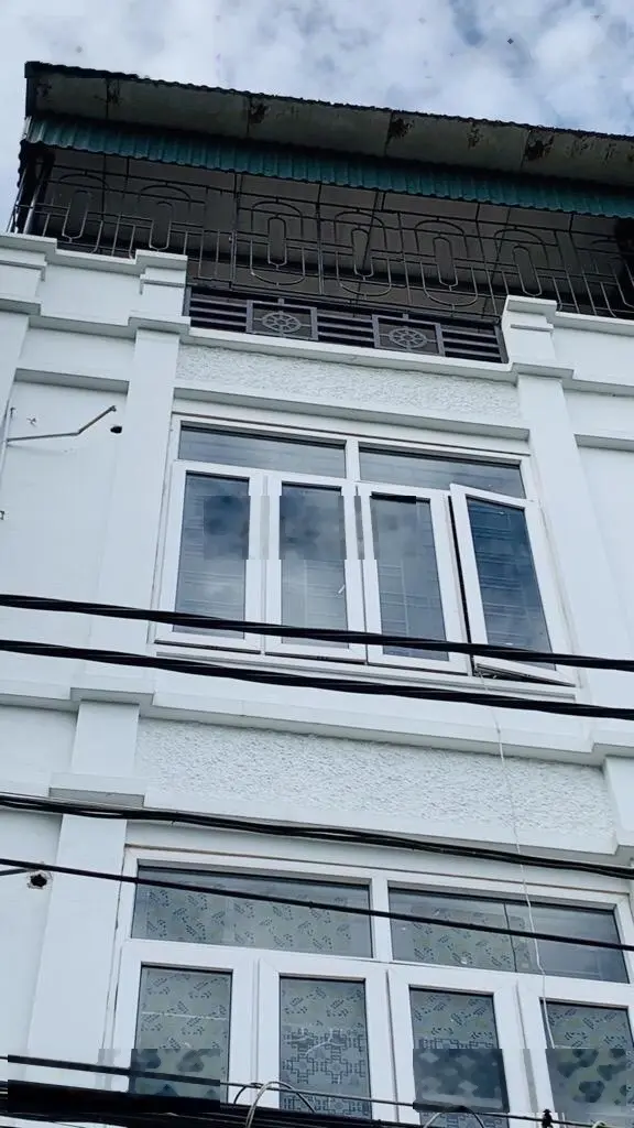Bán nhà Ngõ 2 Ngọc Thuỵ 50m x 4T ở luôn, Lô Góc, oto tránh, vào nhà giá 7 tỷ 35 có TL.LH 0936 123 ***