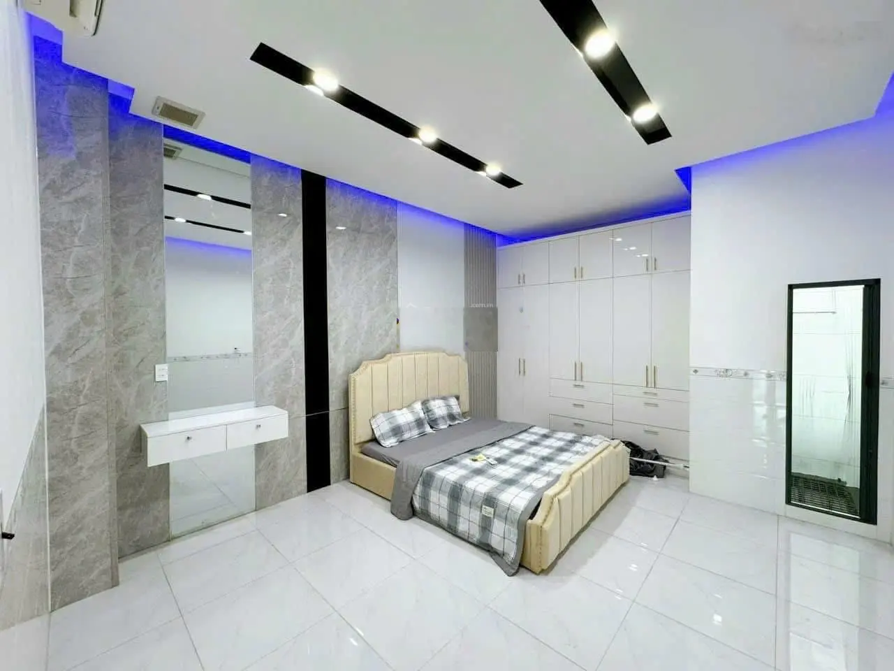 Hàng hiếm tại bán nhà mặt phố Khuất Văn Bức, 80m2, Bình Chánh, HCM