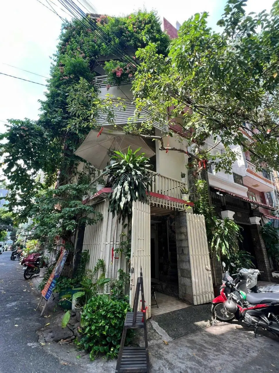CHÍNH CHỦ Bán nhà góc 2 mặt tiền hẻm xe hơi 71/9 Cộng Hòa, 1 trệt 3 lầu, có dòng tiền cho thuê