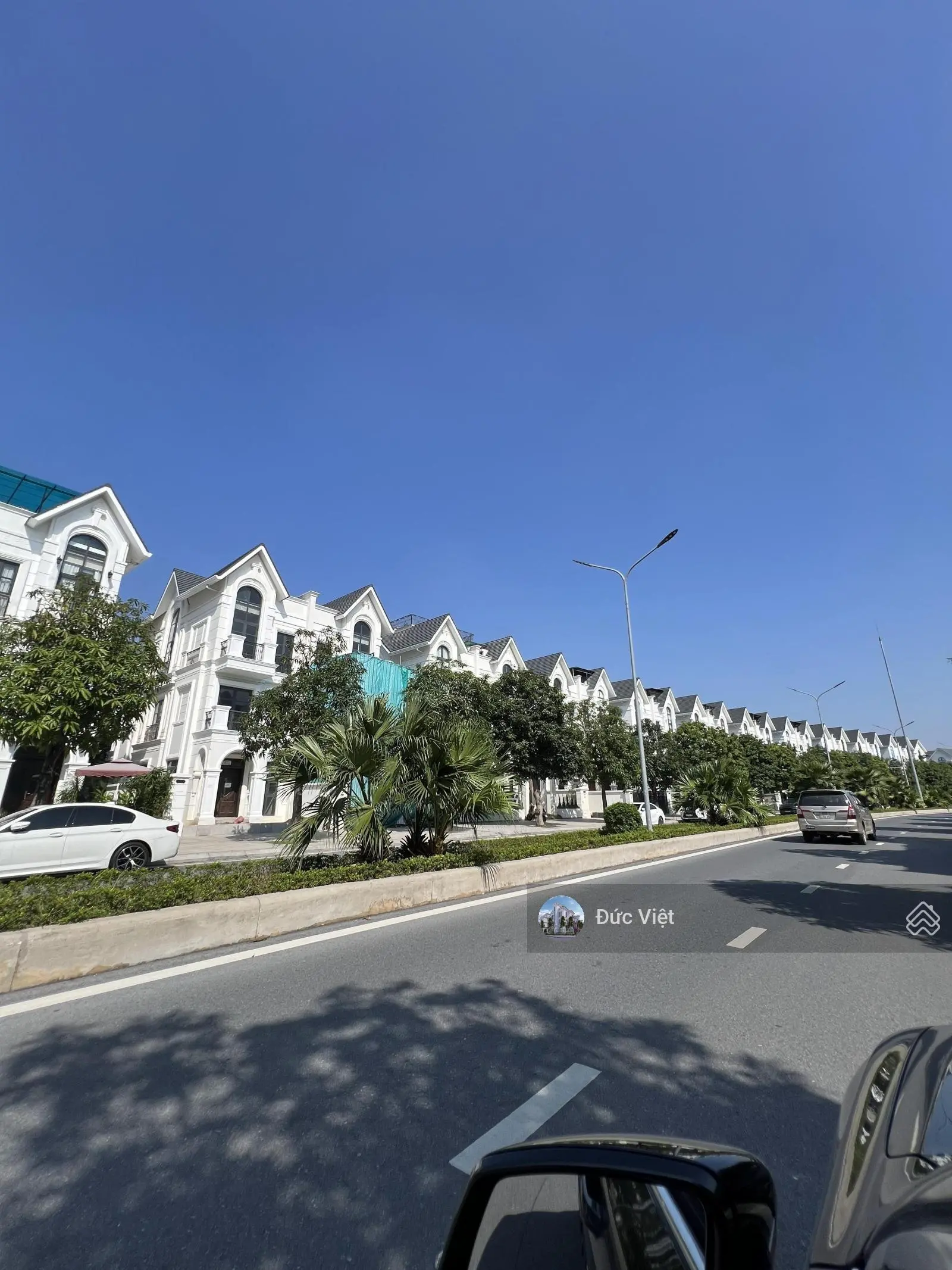 Cần chuyển nhượng liền kề HA02 view hồ giá 19.5 tỷ. lh 0941 851 ***