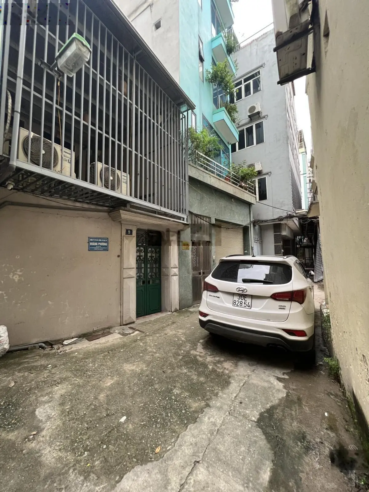 Bán nhà phân lô phố Kim Đồng - Giáp Bát. Ô tô đỗ cửa, 1p ra hồ Kim Đồng, khu hiếm nhà bán