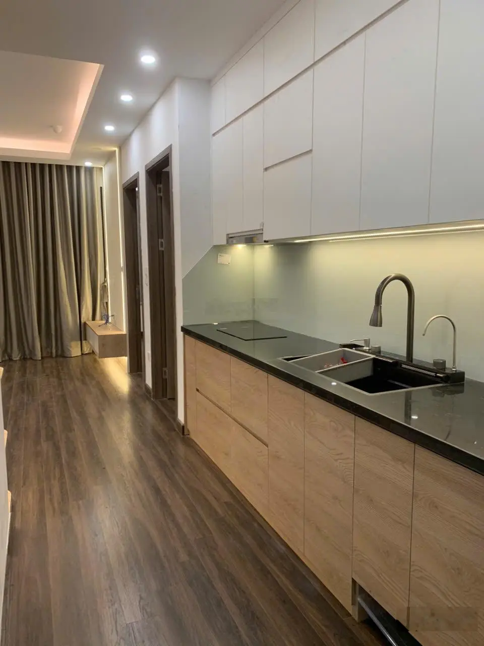 Bán căn 2PN Hoàng Huy Commerce - Toà CML - có nội thất gắn tường. LH: 0902 004 ***