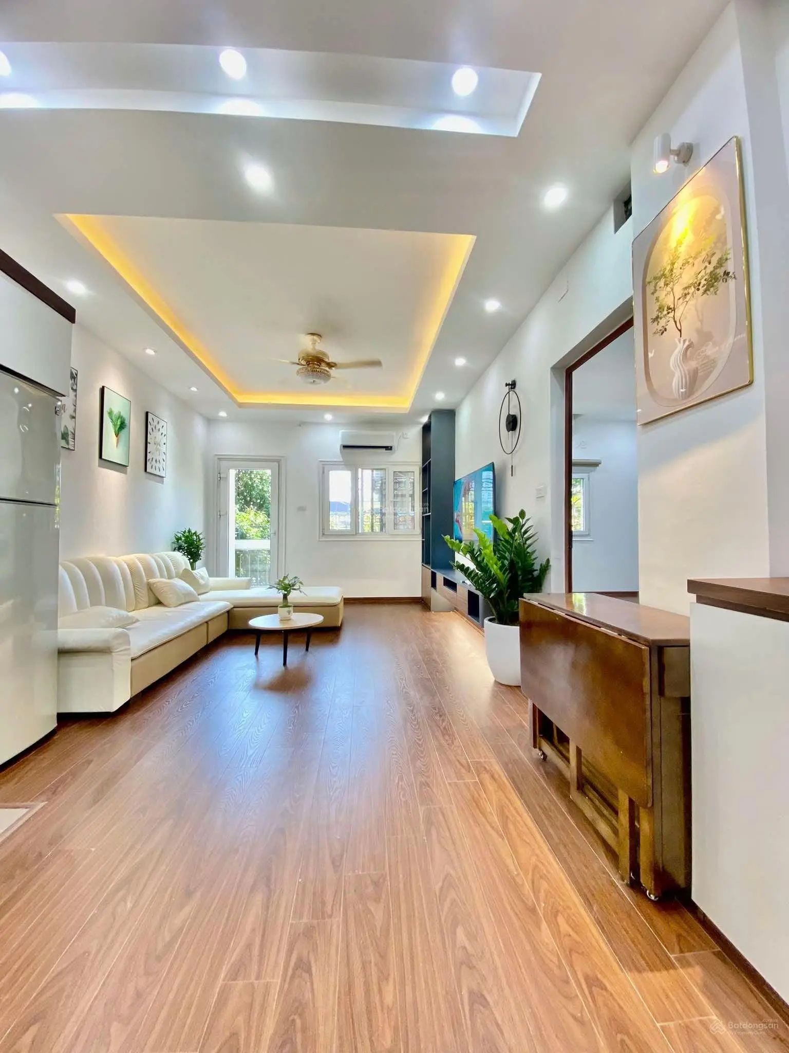 Nhà đẹp như ảnh nhé ạ. Chỉ nhỉnh 3 tỷ có ngay căn hộ 72m2 Bắc Linh Đàm. Lh: 0845 994 ***