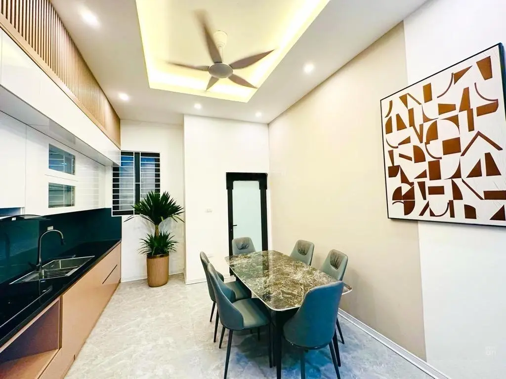 Bán nhà phân lô, ô tô đỗ cửa, phố Định Công, 2 thoáng, full nội thất 66m2 x4 tầng, giá chỉ 10,2 tỷ