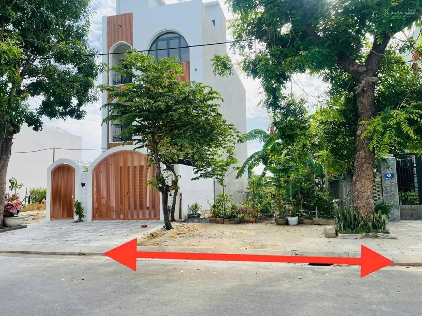 Sụp hầm! Lô 151m2 (6x25) hướng Đông Nam gần ĐH Phan Châu Trinh và chợ Điện Ngọc