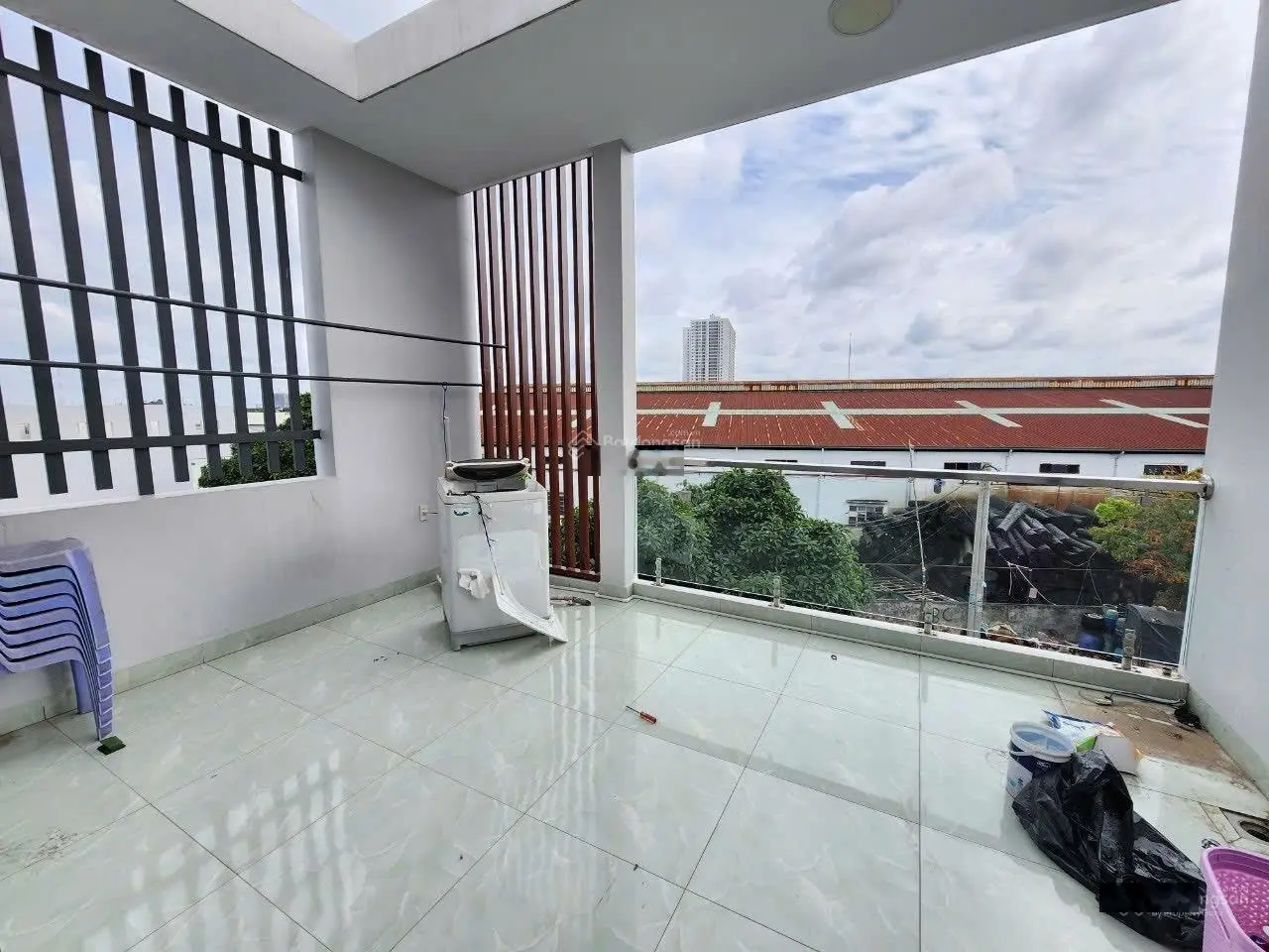 Nhà 1 trệt 2 lầu 82,6m2 3,6 tỷ TL hoàn công cách đường Thuận Giao 24 chỉ 30m, P. Thuận Giao