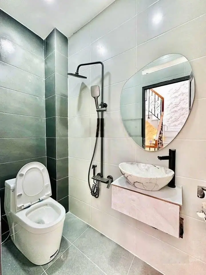 Bán nhà 45m2 - 3tỷ760 gần trường cao đẳng Kinh tế Đối ngoại - đường Phùng Văn Cung, Phú Nhuận.
