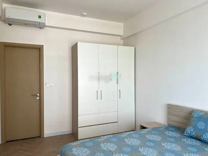 bán gấp căn hộ Antonia 75m2, 2PN, nhà đẹp view biệt thự phú mỹ hưng