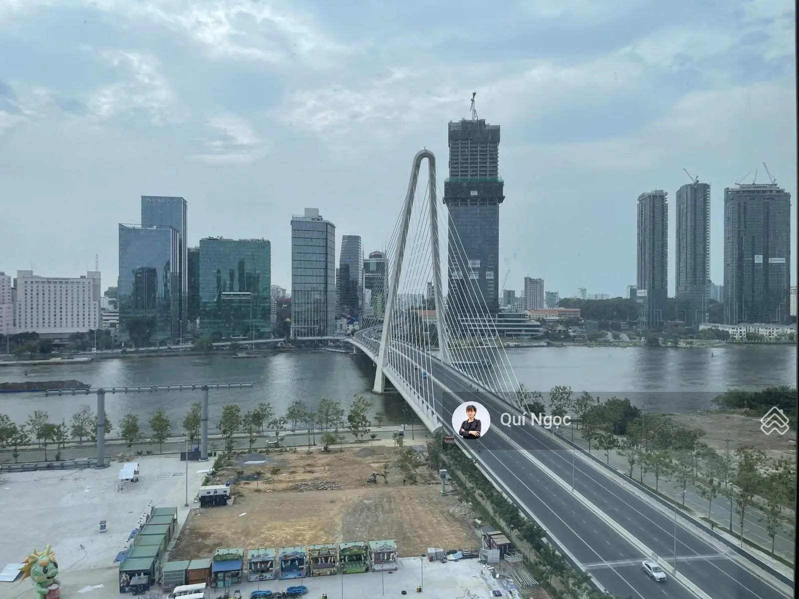Metropole bán 3PN Opera thang máy riêng, view trực diện sông Q1