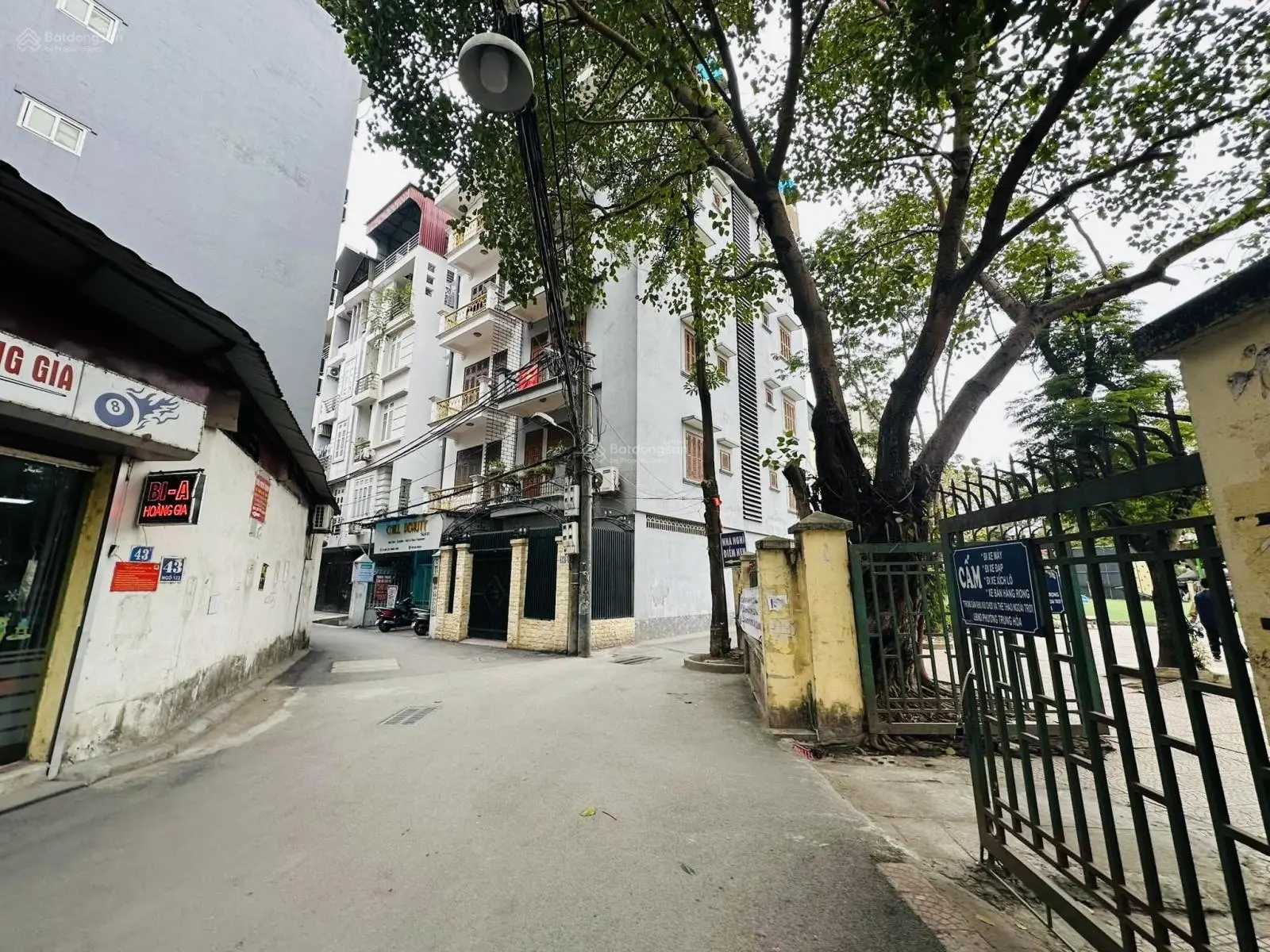 Hàng hiếm! Trung Kính, phân lô, thông ô tô, kinh doanh, văn phòng, dân xây KCBT siêu chắc. 75m2*4T