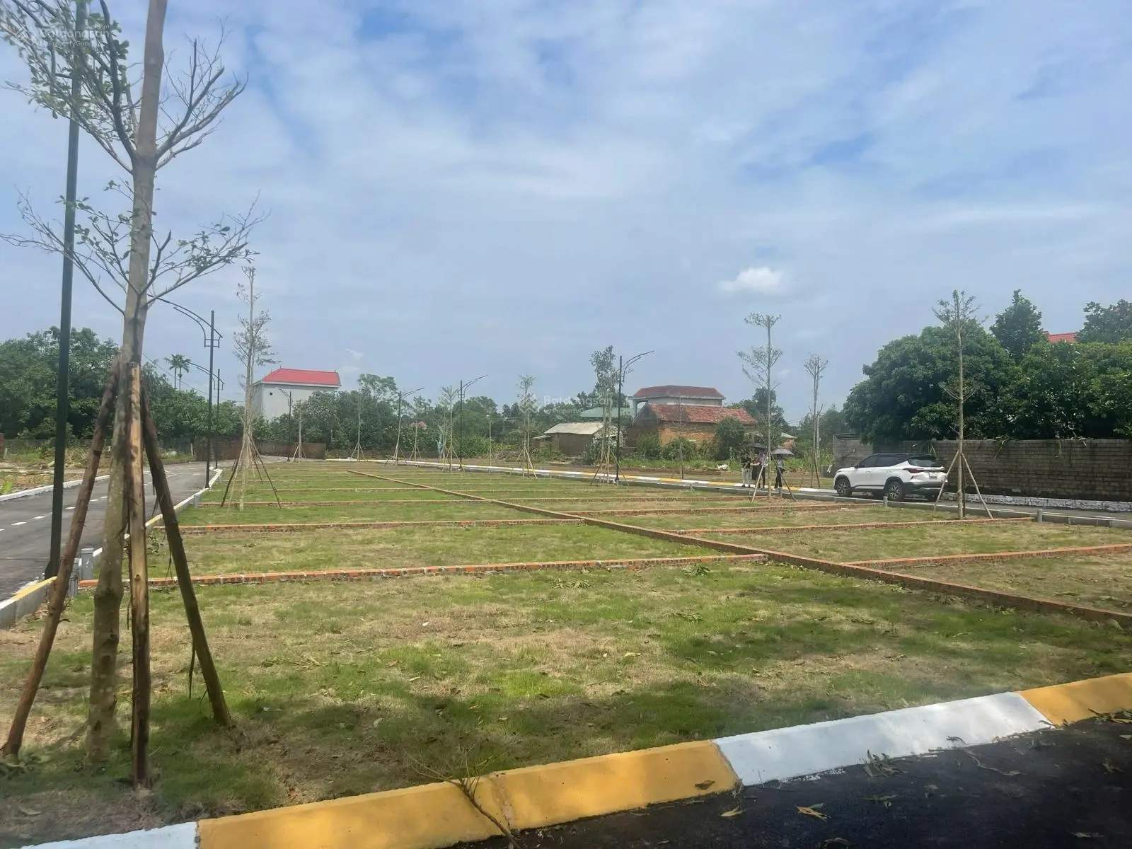 HÓT NHẤT HOÀ LẠC/ SIÊU PHẨM ĐẤT NỀN KHÔNG THỂ BỎ QUA.