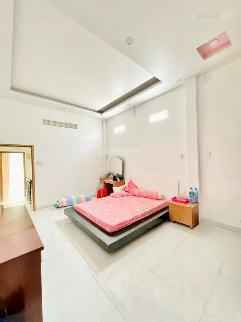 Bán nhanh 6tỷ850 mặt tiền kinh doanh 4 tầng khu bàu cát - kế đồng đen - đường 12m có lề - 79m2