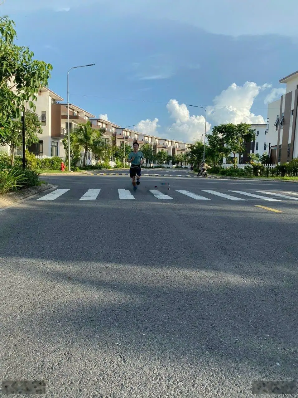 Bán căn gốc biệt thư view sông 163m2 giá 2 tỷ 850 công chứng sang tên