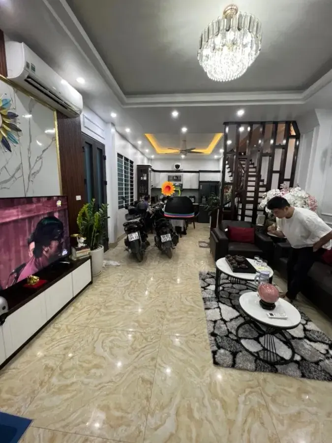 Nhà phố Đại Từ, Hoàng Mai 45m2 x 4T ngõ 3m, nhà đẹp gần phố giá 7.7 tỷ