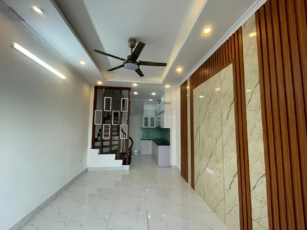 Quang Tiến - sát Vinsmart - gần ĐL Thăng Long - mới koong - ô tô vào nhà