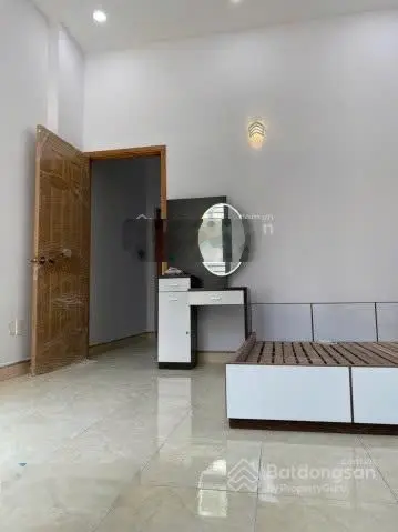 Bán nhà hẻm xe hơi Ung Văn Khiêm - Nguyễn Gia Trí DT 4,2x12,5m DTCN 52m2