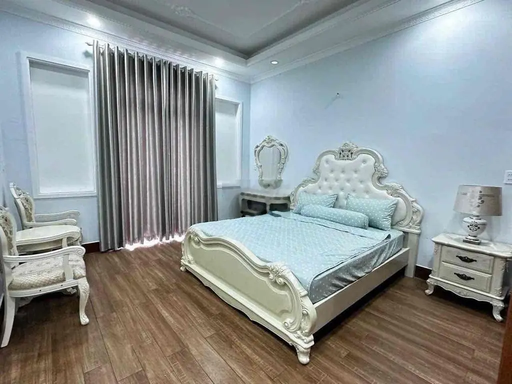 Bán nhà đẹp 4x20m.Xây 3 Lầu hẻm 8m đường Trần thị Năm,phường TCH.Q12