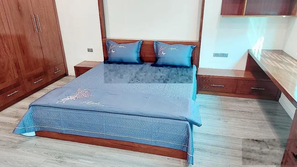 Bán nhà Ngay Kiều Mai ,60m bán đất tặng nhà 3 tầng dân xây vài bước ra ôtô tránh ,chào 8,X tỷ .