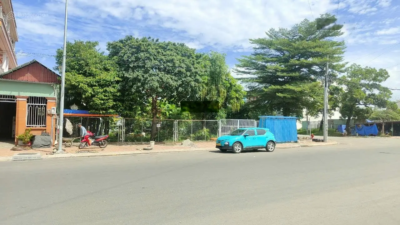 Bán đất MT Nguyễn Ảnh Thủ, DT : 8 x 25m gần chợ Bà Điểm