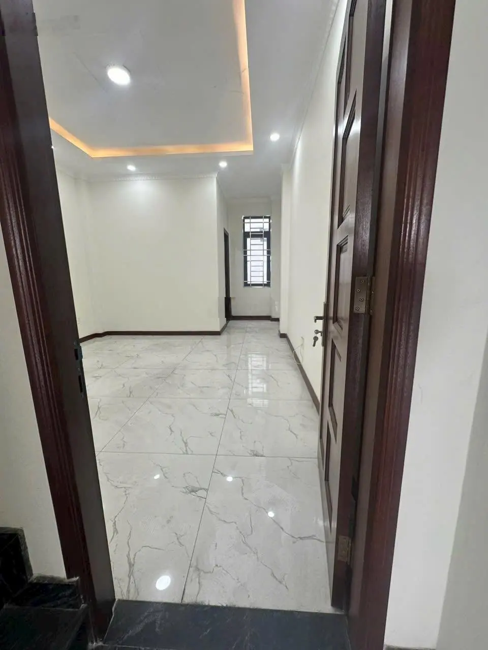 Căn nhà phố thương mại ROYAL TOWN Đẹp nhất rẻ nhất mặt tiền Nguyễn Thị Khắp