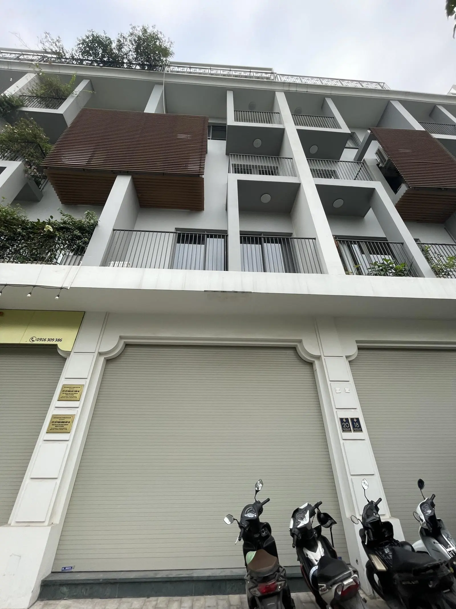 Thương lượng sâu! Cc cần bán căn LK 75m2 mặt đại lộ Hoàng Mai 30m, ở sướng kinh doanh đỉnh, 31 tỷ