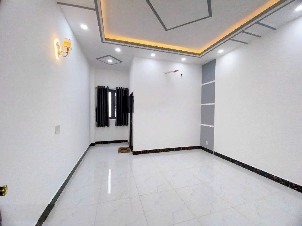 Nhà phố 3 lầu MT đường 20m Huỳnh Thị Đồng, TT Nhà Bè
