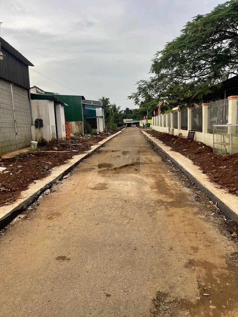 Bán 400m2, ngang 10m đối diện trường THCS Nguyễn Trường Tộ - Buôn Hồ.