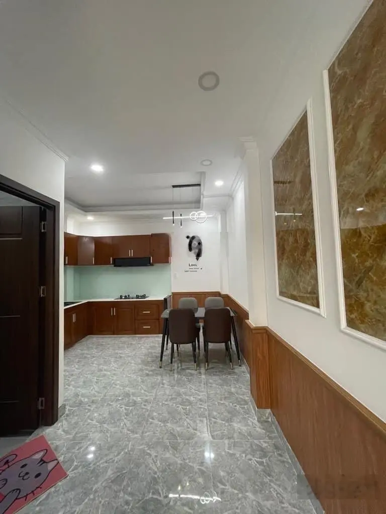 Kẹt vốn bán căn nhà chỉ 2tỷ850/54m2 MT Tôn Đản,Q4 an ninh, mát mẻ. HĐ thuê 15tr/tháng. Nhà mới 100%