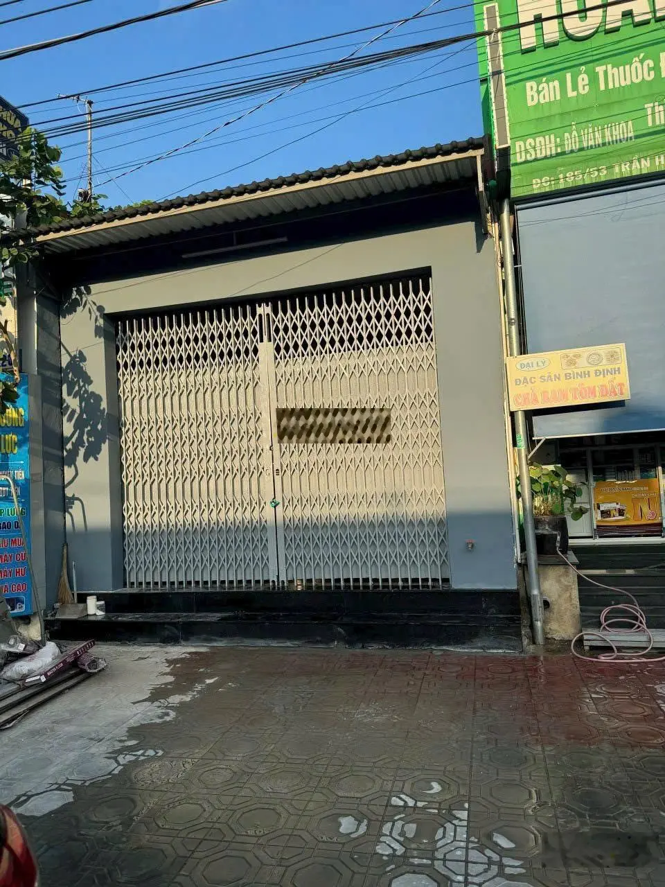 Bán khẩn cấp căn nhà mặt tiền Hai Bà Trưng, P. Đông Hòa, TP Dĩ An. 88,7m2, Giá 8,2ty, sổ hồng riêng