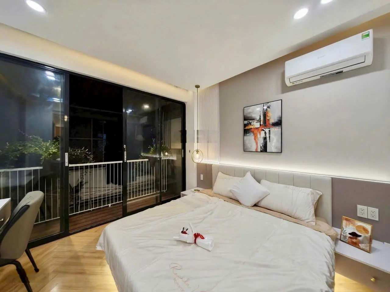 Căn duy nhất còn sót lại - khu VIP Đoàn Thị Điểm Thông Đường Hoa Phan Xích Long