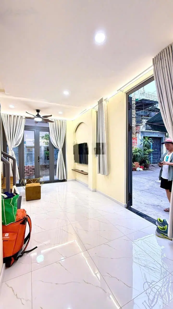 Chính chủ cần bán nhà 2MT HXH Trần Văn Đang, Q3