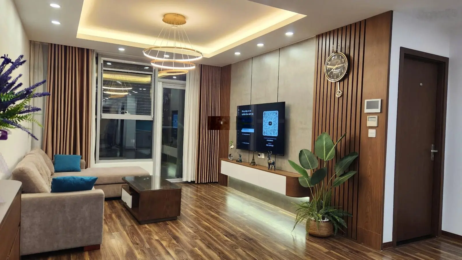 Chính chủ gửi bán gấp căn hộ 88m2 thiết kế 2PN2VS full nội thất tại Thăng Long no 1. Giá 5,9 tỉ