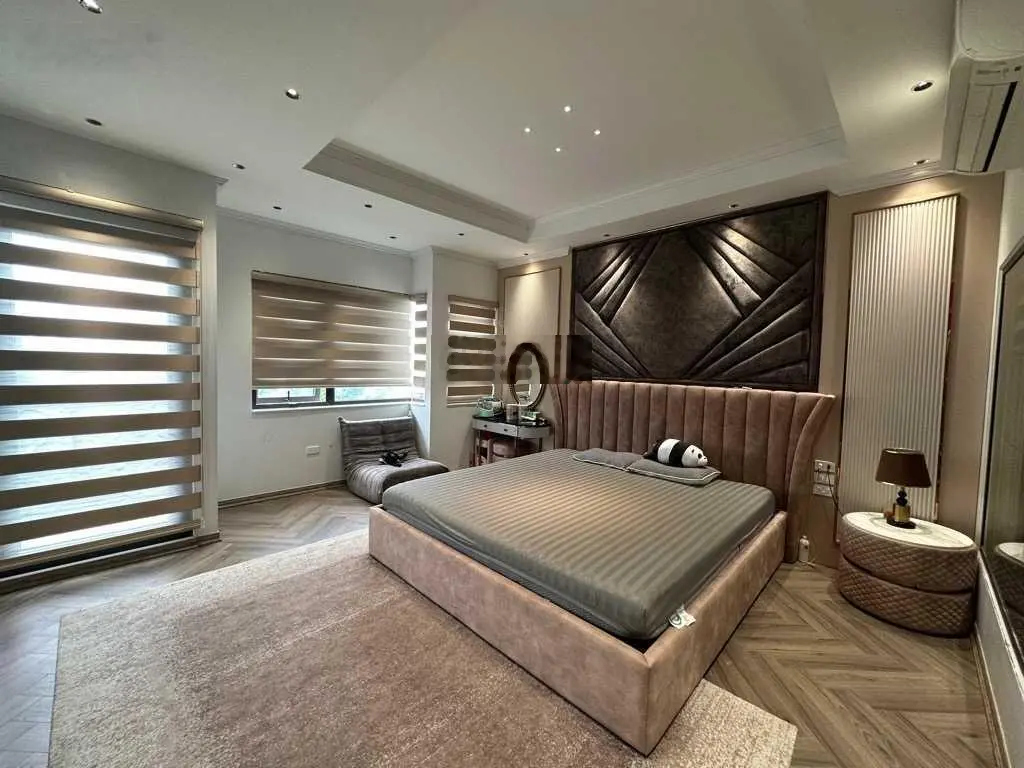 Bán nhà tại phố Đốc Ngữ, Ba Đình. Diện tích 50m2, giá 15,7 tỷ