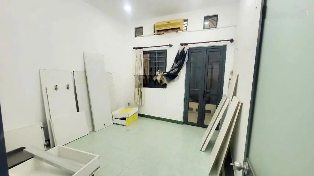 Gần chợ, chủ ngộp bán với giá cắt lỗ hơn 400tr so với năm 2024. Nhà pháp lí sổ hồng riêng