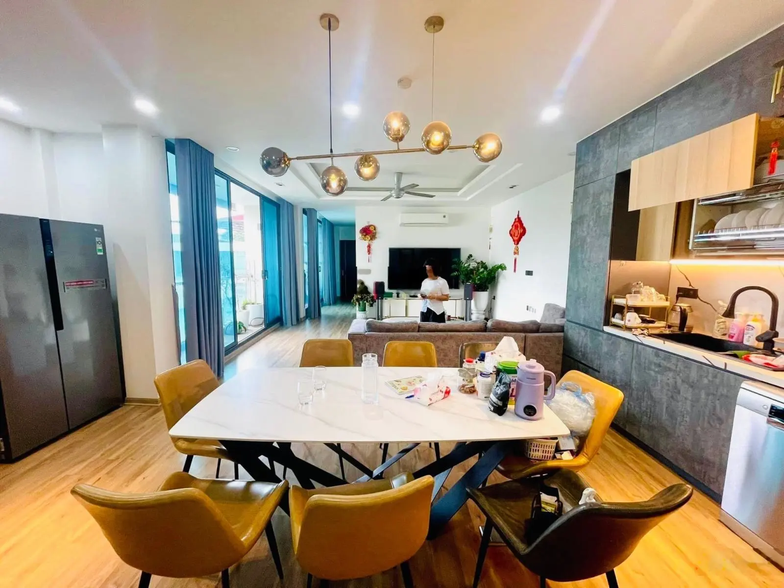 Bán nhà mặt phố Đội Cấn 156m2*5T MT 15m 33 tỷ nhỉnh lô góc ôtô - 2 vỉa hè - kinh doanh - thang máy