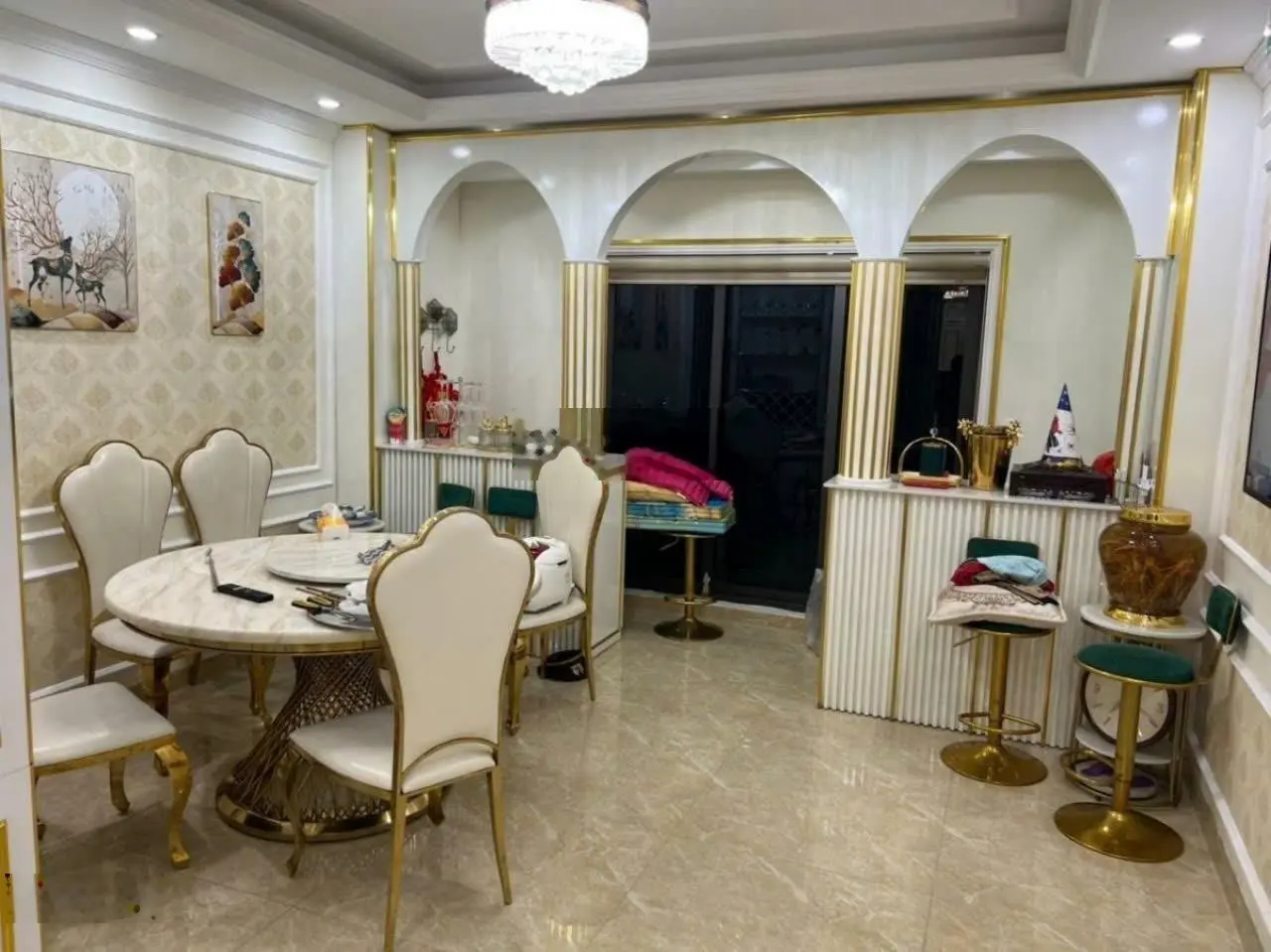 Bán nhà phố Hoàng Sâm, phân lô, 2 mặt tiền, nội thất nhập khẩu, thang máy 58m2, 24.2 tỷ