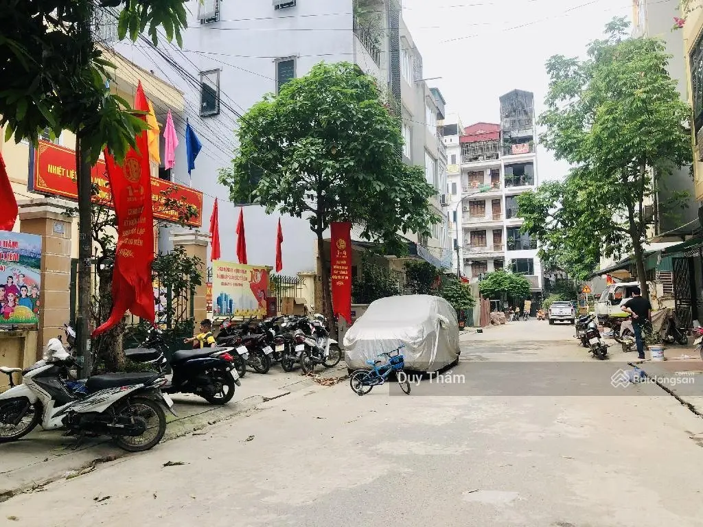 Bán nhà phân lô | ô tô tránh | vỉa hè rộng | khu vực phát triển mạnh mỗi ngày