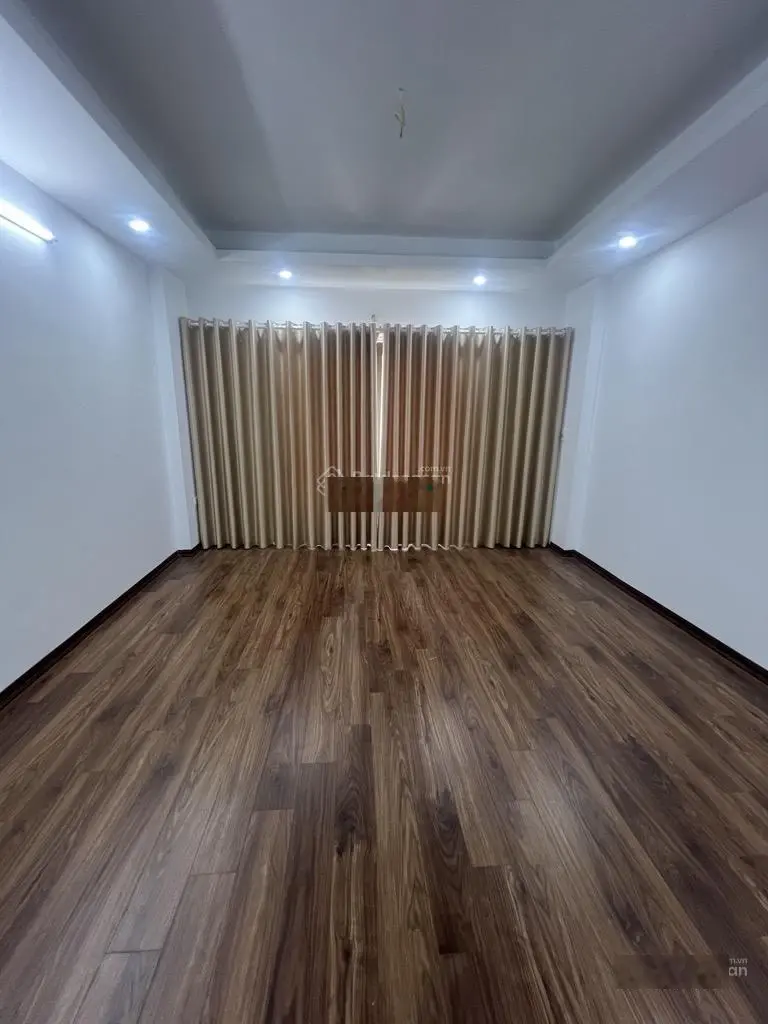 Hàng hiếm tư đình long biên hà nội 35m2