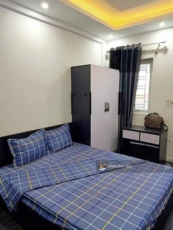 Bán nhà Nguyễn Hoàng - DT 60m2x4T, MT rộng, phân lô, kinh doanh, oto đỗ cửa. LH 0983 921 ***