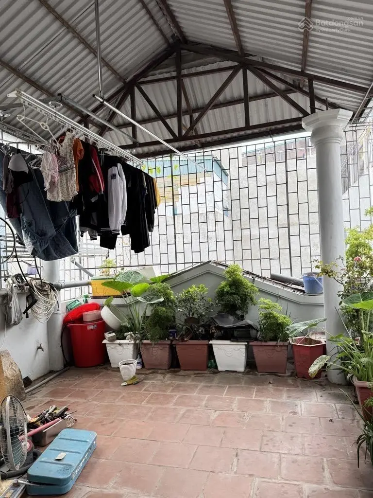 Lô góc 3 mặt thoáng - Thanh Nhàn - ngõ rộng nông thông tứ tung - vài bước chân ra phố