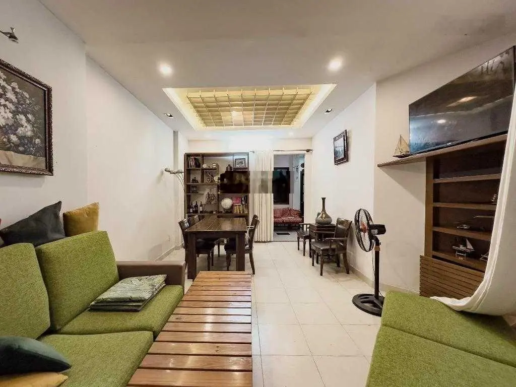 VIP!!! Siêu phẩm villa phong cách Đà Lạt gần công viên làng hoa, 8x15, 2 tầng, cực chill