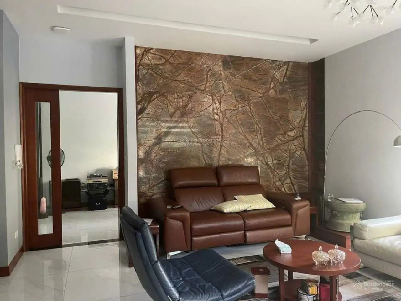 Bán nhà liền kề phố Lê Đức Thọ, phân lô, kinh doanh, an sinh tốt 120m2, 35 tỷ