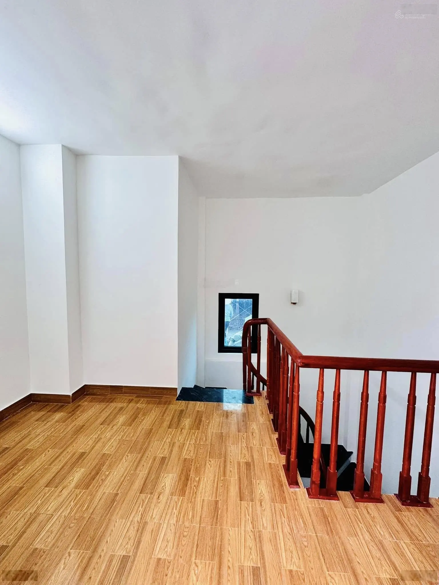 Bán nhà riêng tại Đại La, 5,8 tỷ, 30m2, 3PN, 4WC, Cách đường chính 100m, ngõ thông