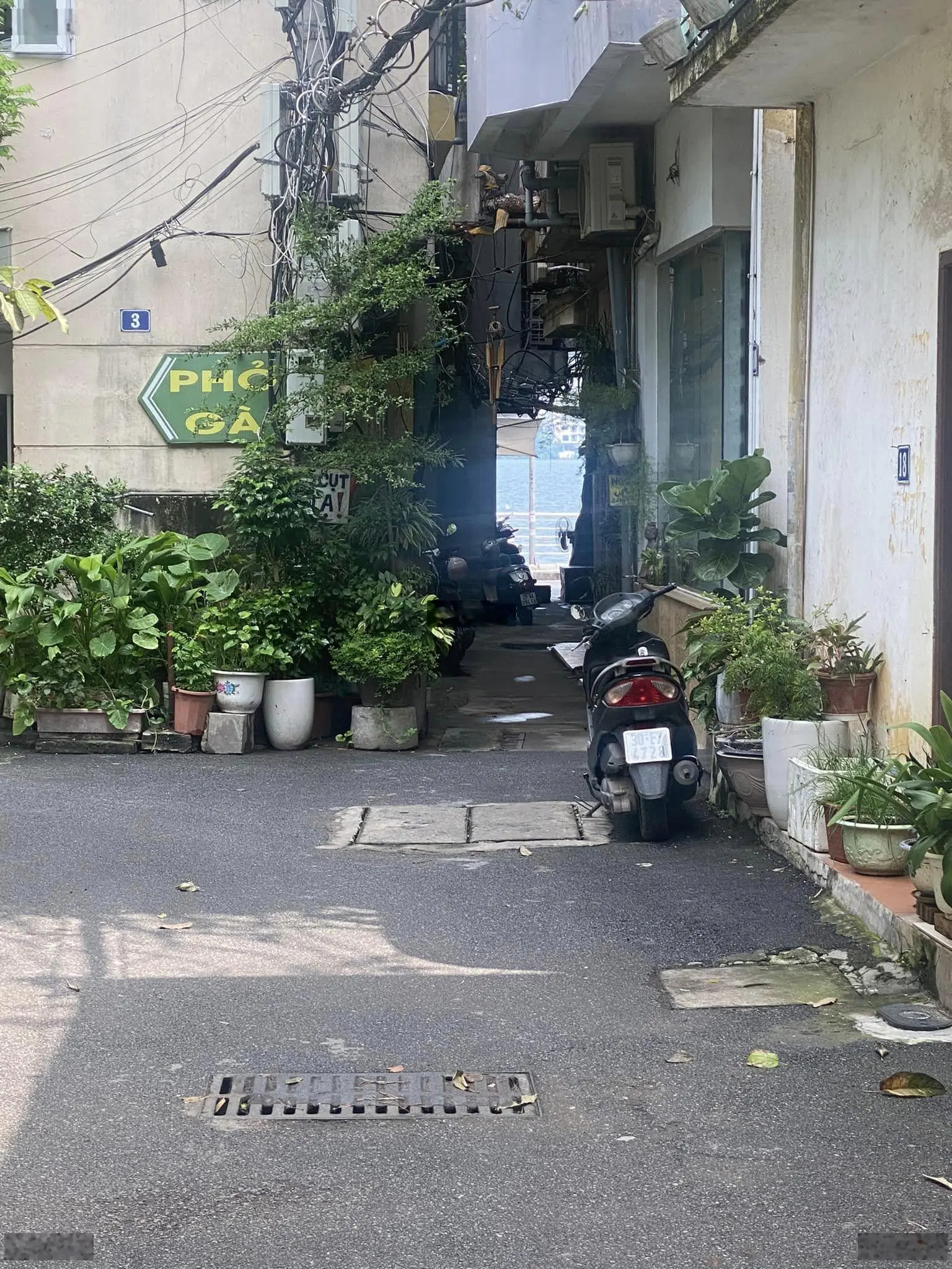 Cây vàng duy nhất Thuỵ Khuê - gần Tây Hồ - ô tô vào nhà