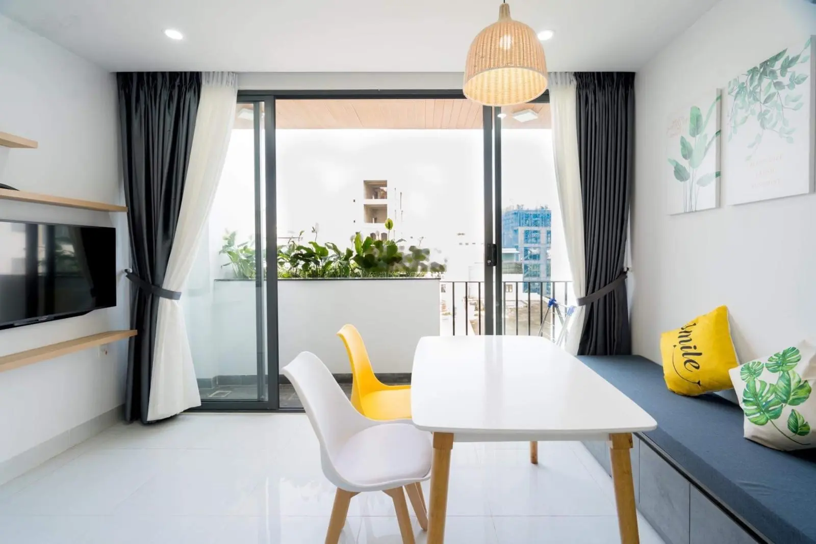 Bán tòa căn hộ 5 tầng Võ Văn Kiệt đang cho bên thứ 3 thuê 45 tr/th. Giá rẻ
